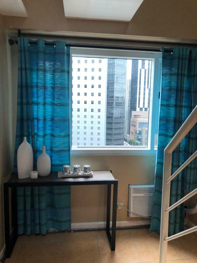 Loft Condo Beside Shangri-La Fort Manilla Buitenkant foto