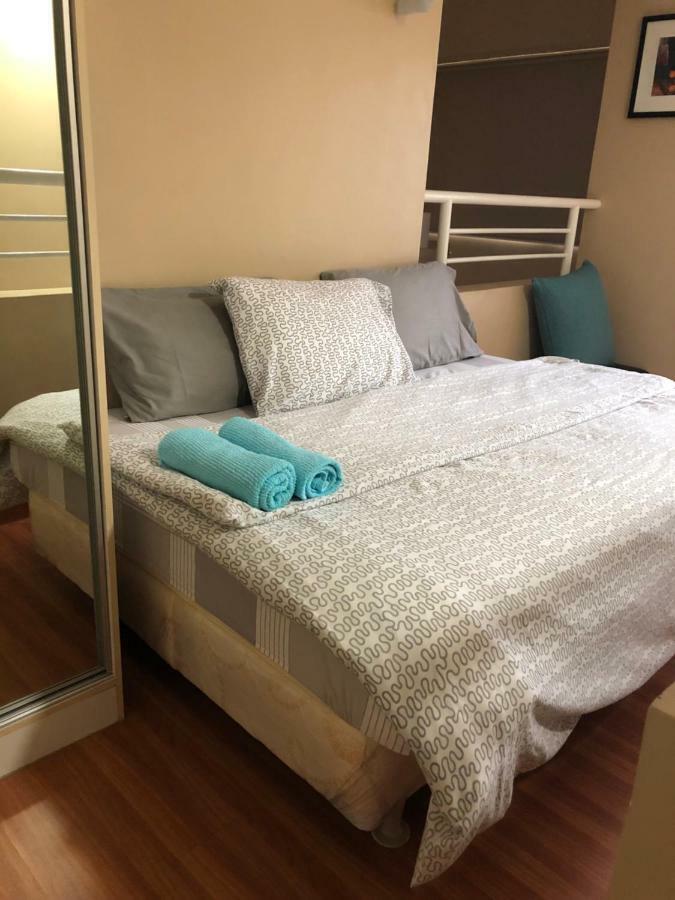 Loft Condo Beside Shangri-La Fort Manilla Buitenkant foto